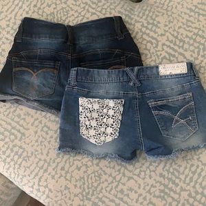 Juniors size 5 shorts